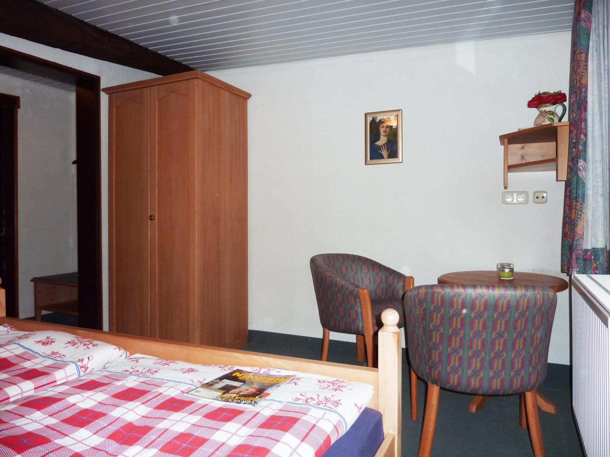 Hof Guttels Waldgasthof Ferienpension Ротенбург-на-Фульде Номер фото